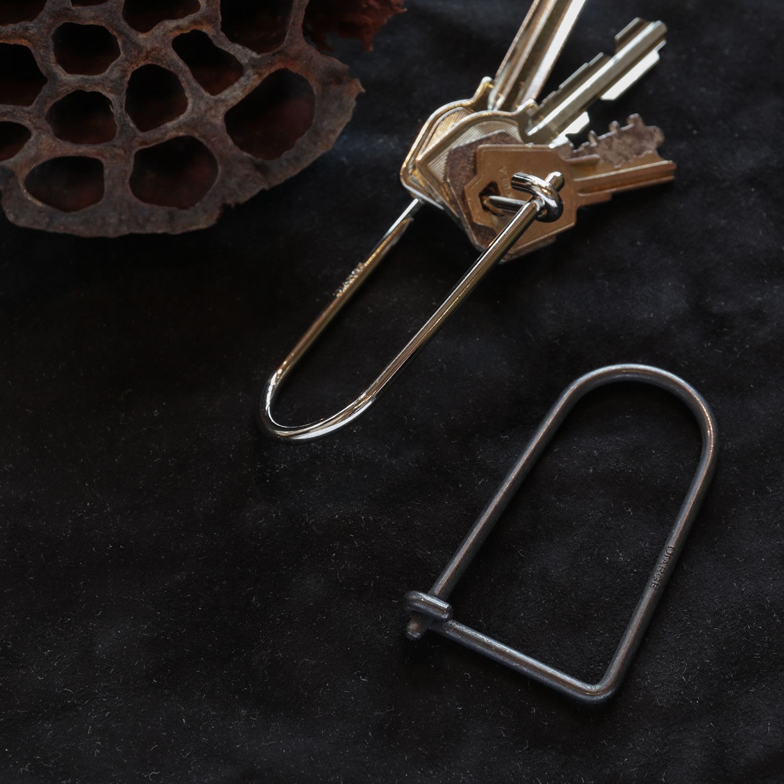 「SINGLE LINE KEYRING」キーリング ブラック