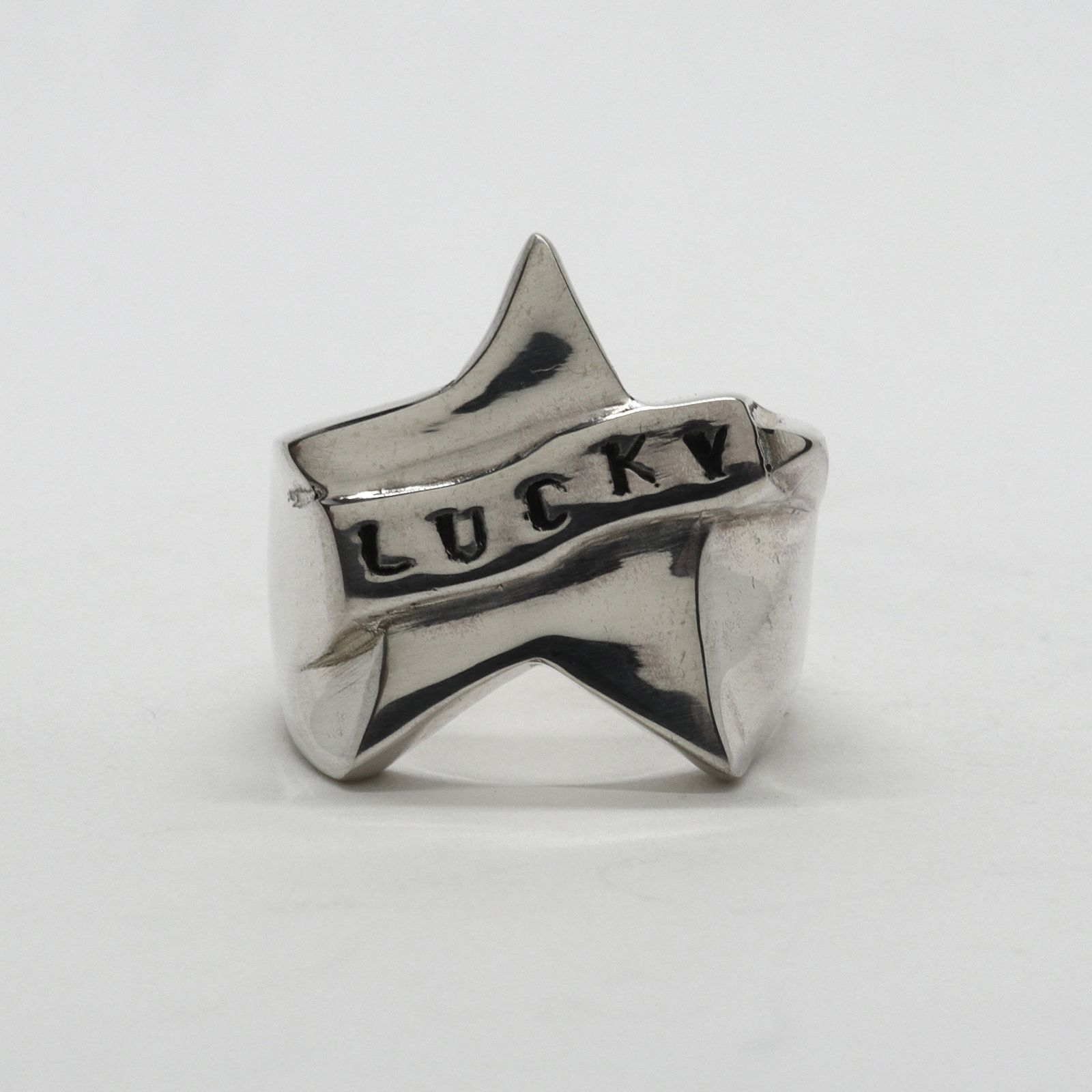 「Lucky Star Ring」リング