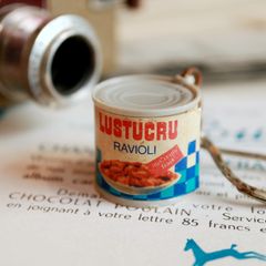 LUSTUCRU RAVOILI フレンチキーホルダー