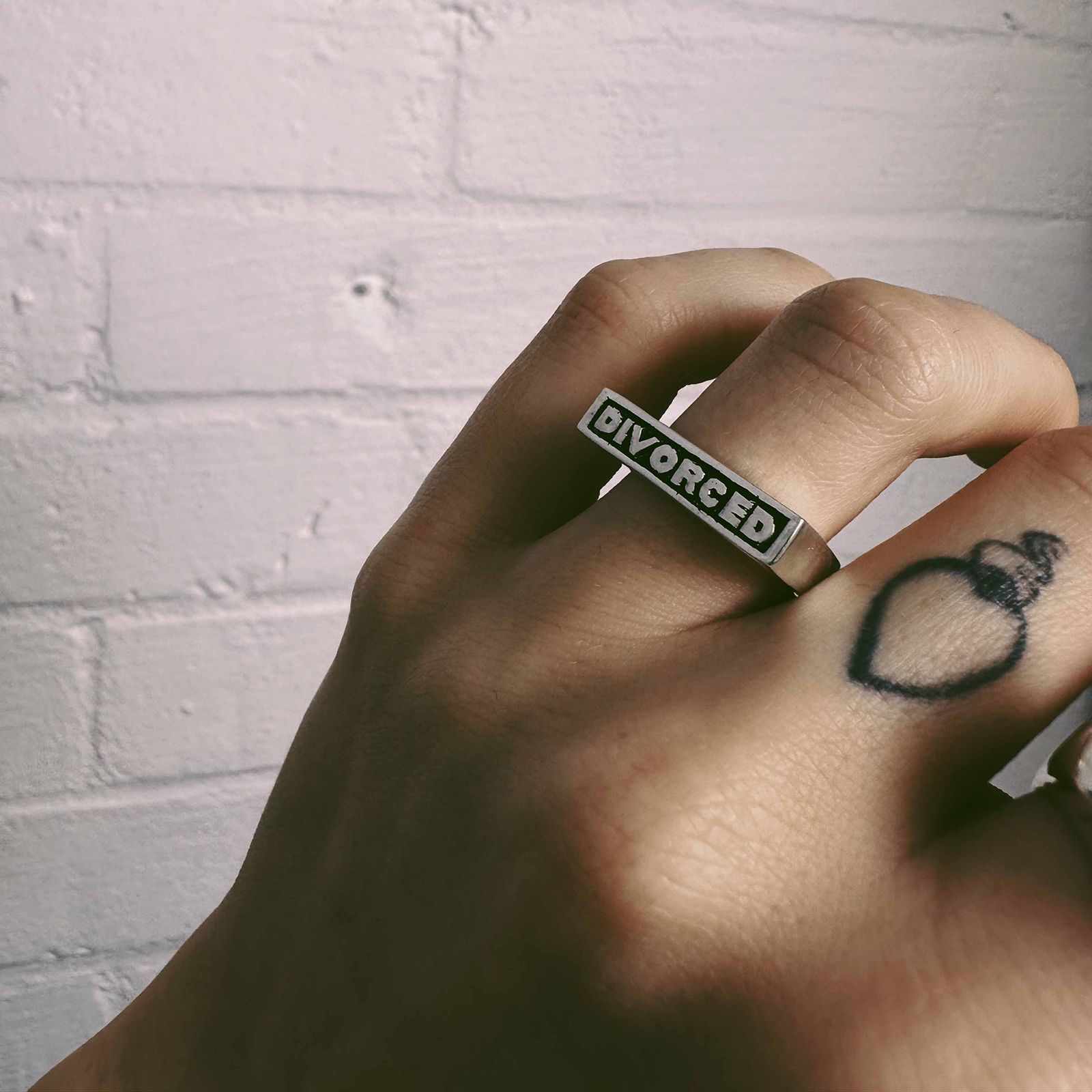 「The Divorced Ring」リング