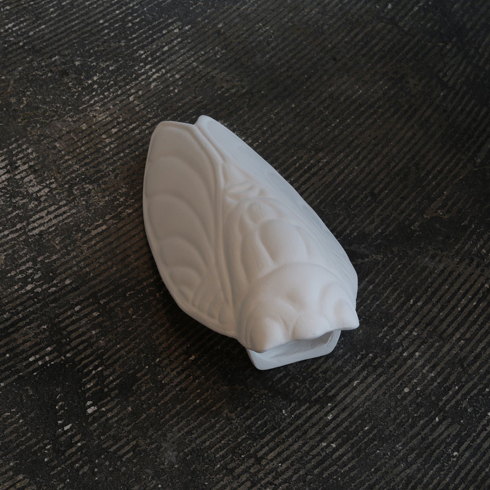 「plaster Cigale」オブジェ フラワーベース