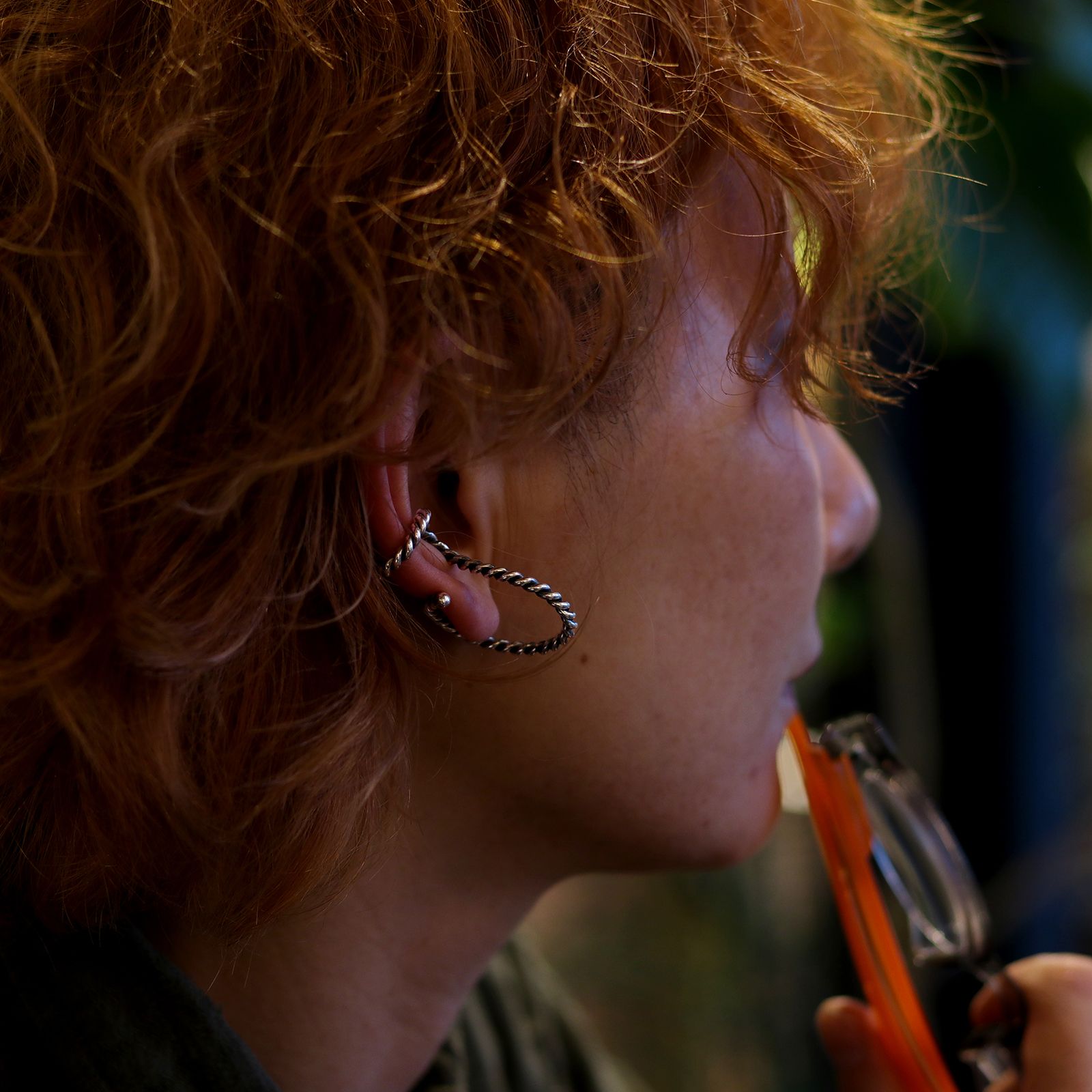 「ROPING SPIRAL EARCUFF」イヤーカフ