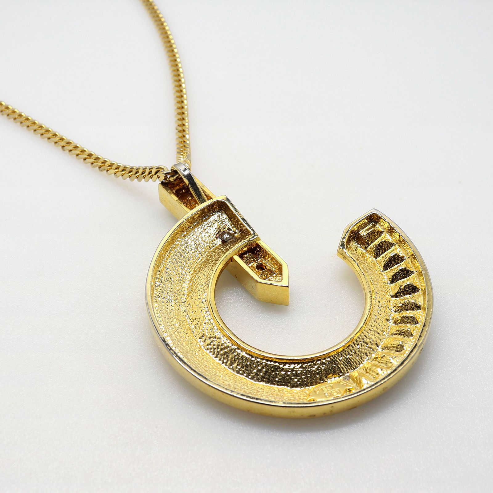 「エメラルドアーチ」ネックレス フランス C'EST BIEN