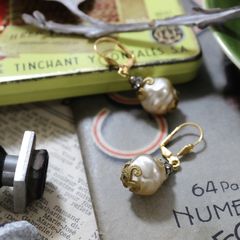 「バンピーパールボタニカルL」ピアス フランス