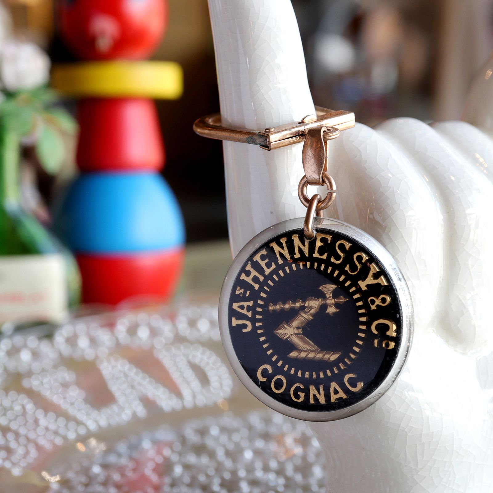 COGNAC HENNESSY コニャック ヘネシー ブルボンキーホルダー