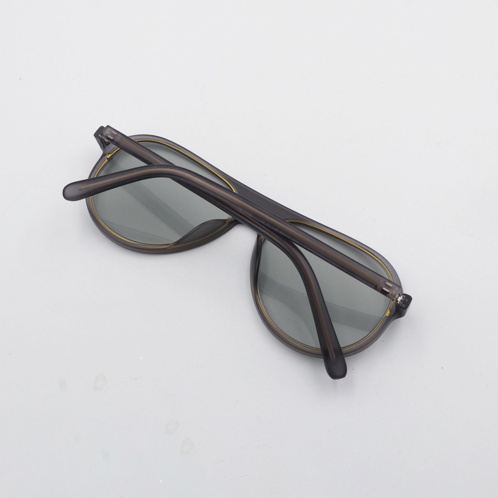 「Robyn」POLYFONIA STUDIO Session "Carole Baijings  Ciqi" Sunglasses Midnight Black x Light Gray Lens