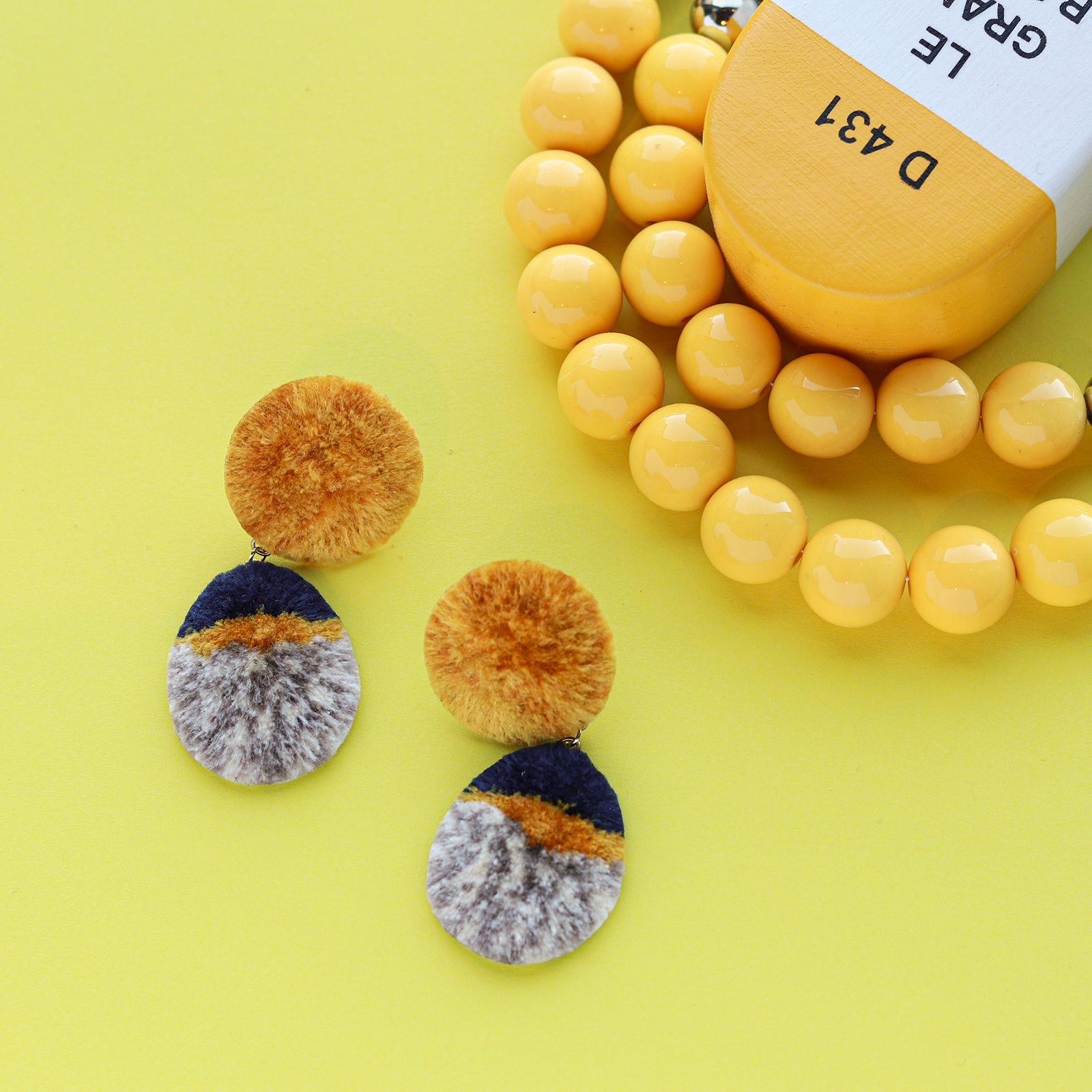 「TRIBO 連」ピアス イエロー【collection de couleurs de sachikoism】