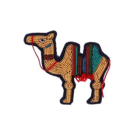 「Camel」ブローチ