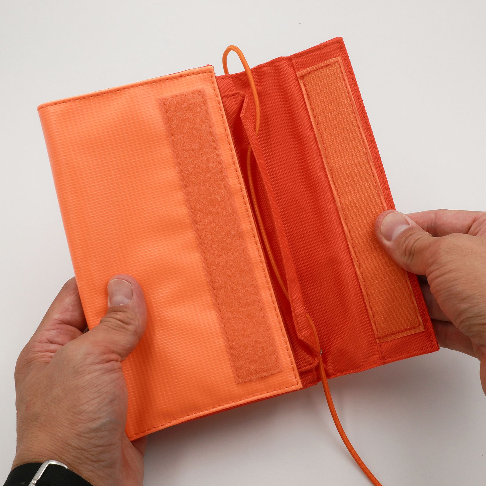 「FLY Long Wallet」ショルダーウォレットXL オレンジ