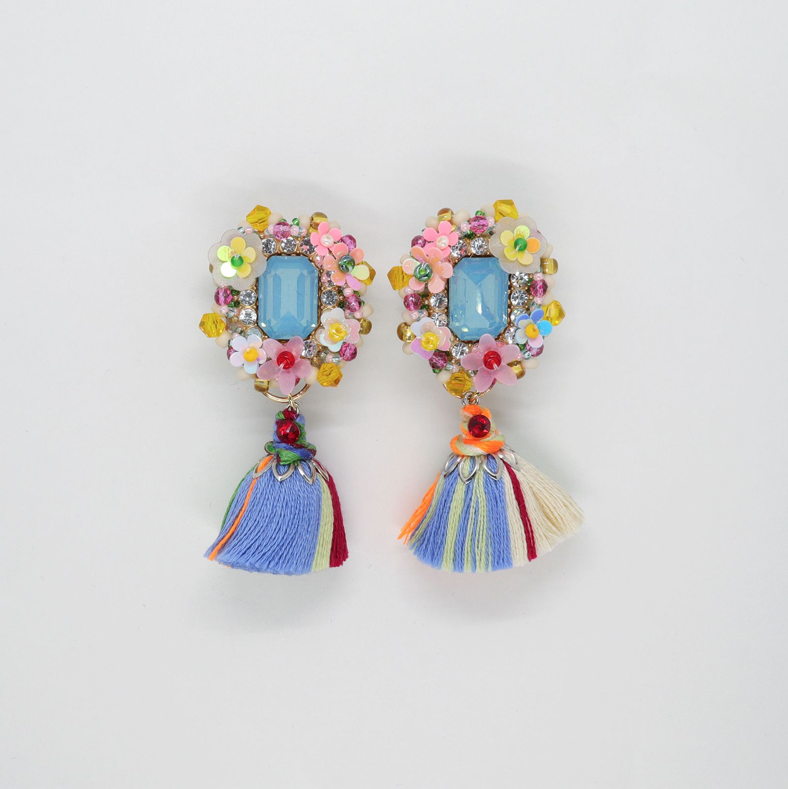 「Le conte de Pamellah Bijoux」イヤリング