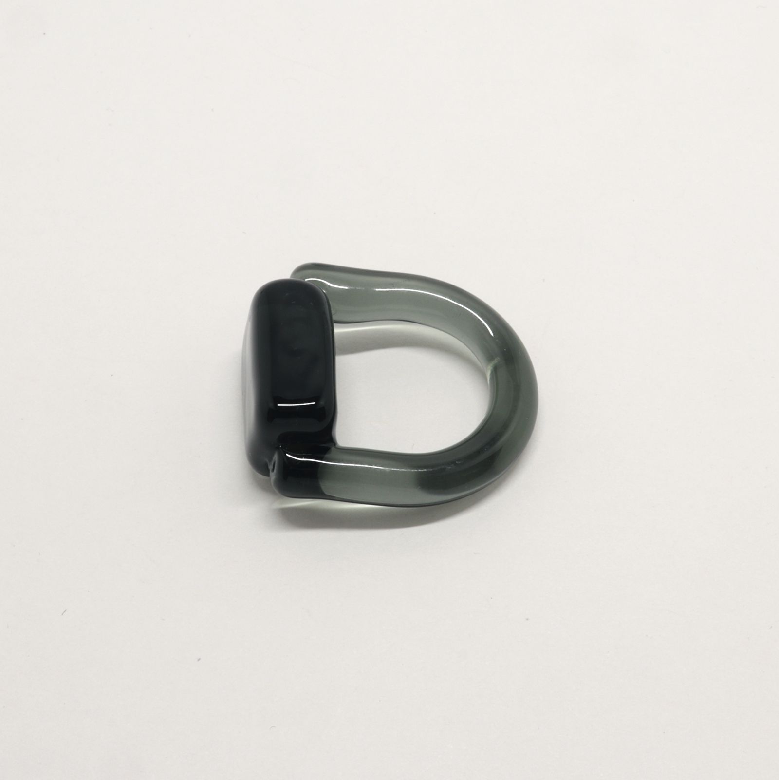 「Glass Square Ring」リング クリアブラック