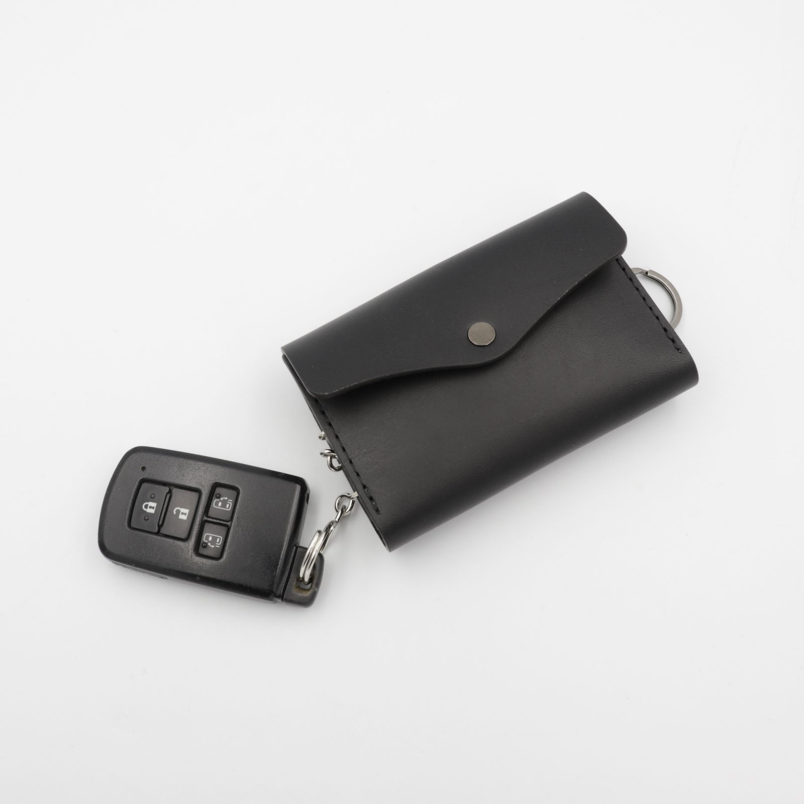 「Rich Koron Buttero」キーケース black