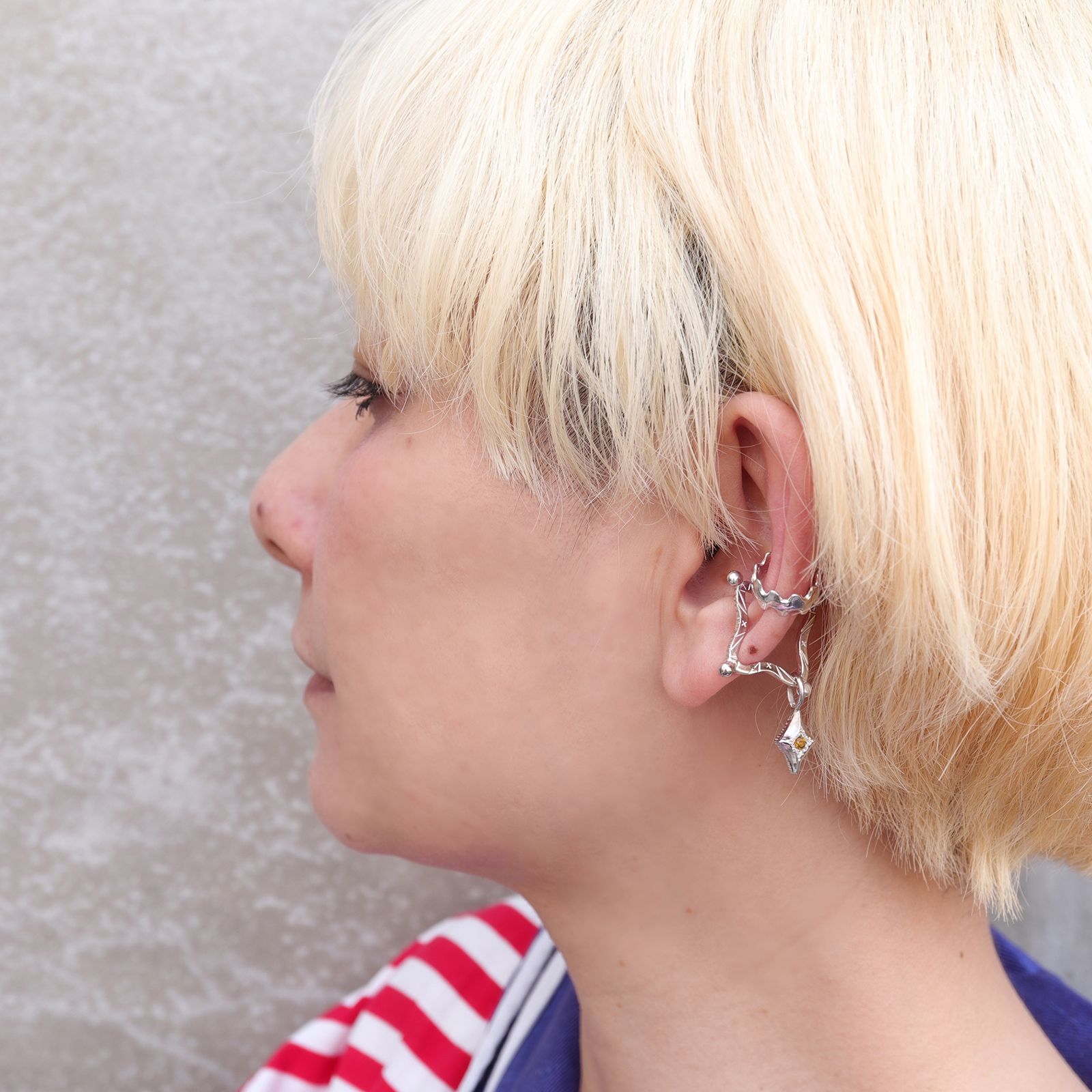 「TWINCLE DIA CUFFS」イヤーカフ
