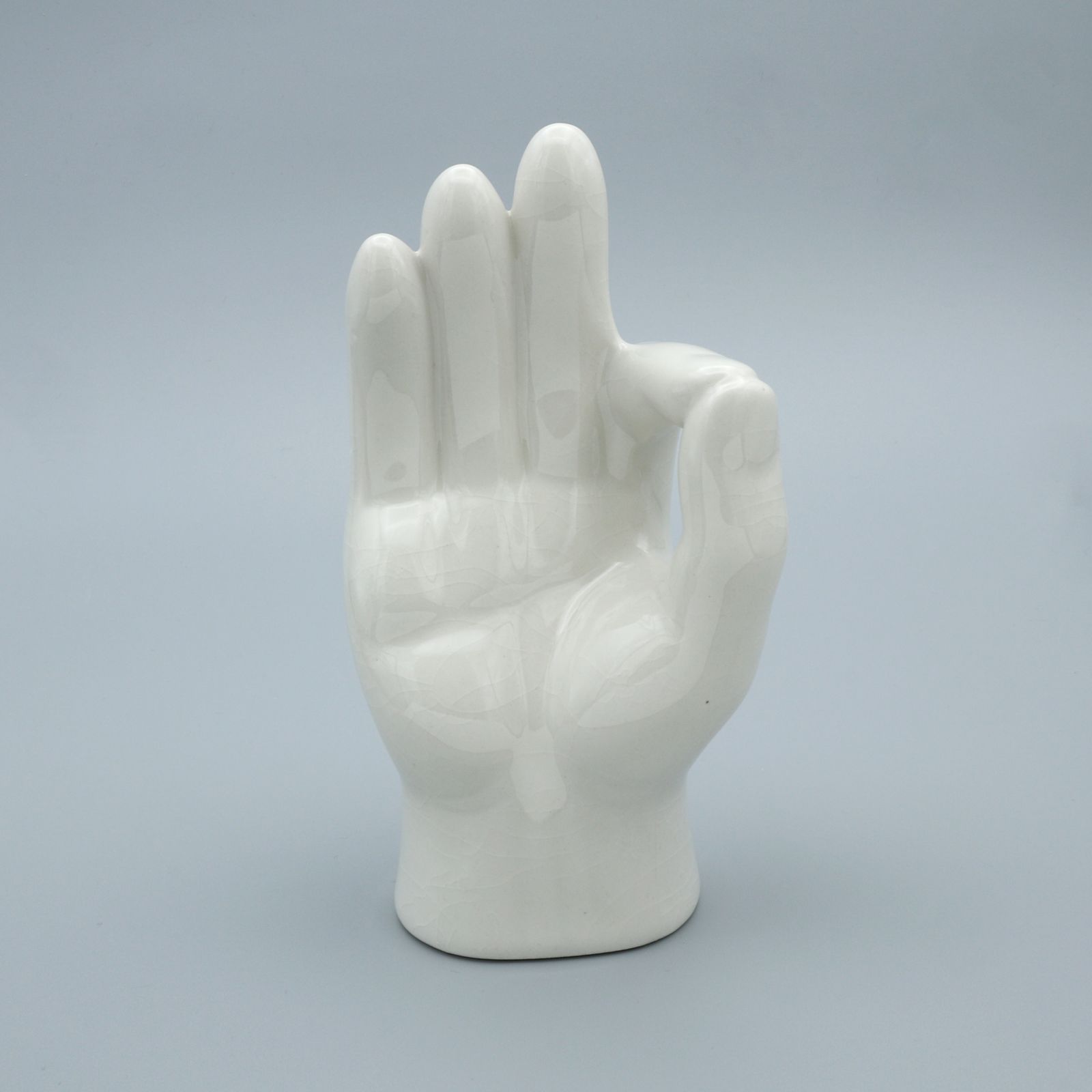 Porcelain Hand Objet “OK”