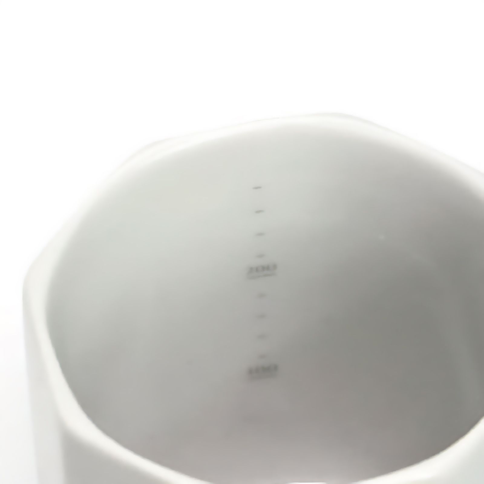 PORCELAIN MEASURING MUG "Ivory"
