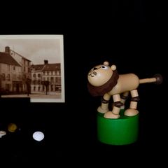 「Lion」DETOA Wooden Push Toy