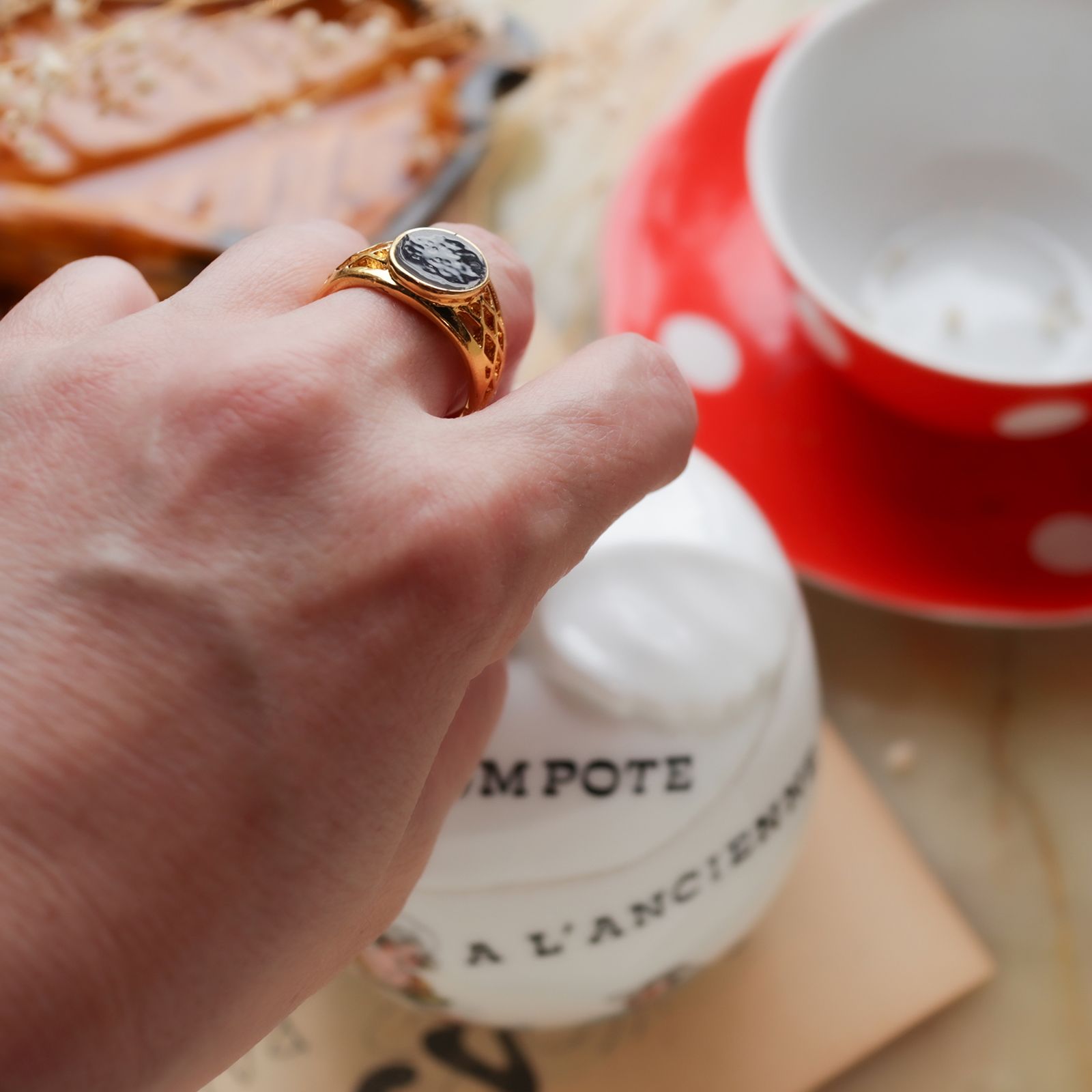 「ペイントイットブラック」デッドストックリング イギリス