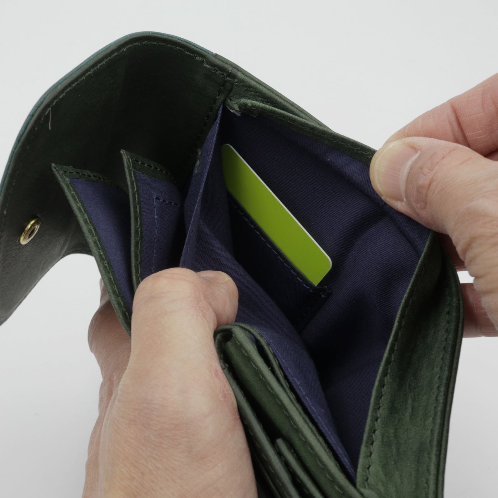 「PUFU」ミドル財布 グリーン