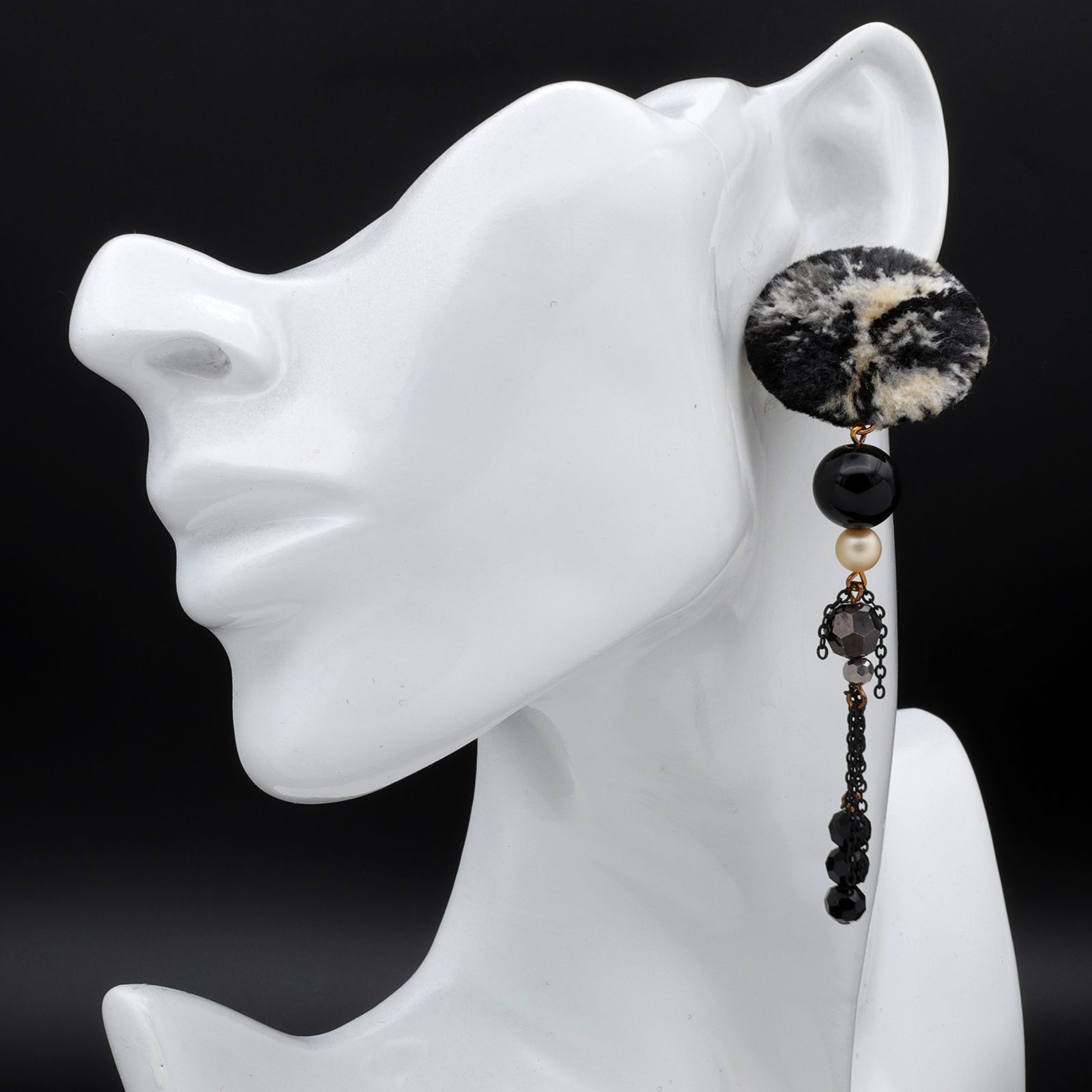 「TRIBO Beads」イヤリング