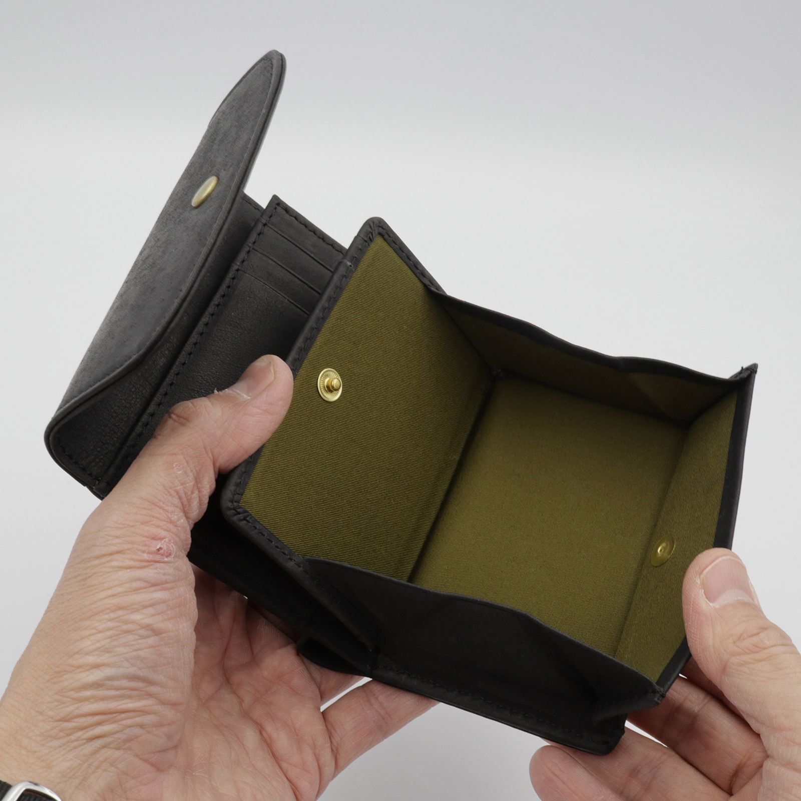 「PUFU」ミドル財布 グリーン