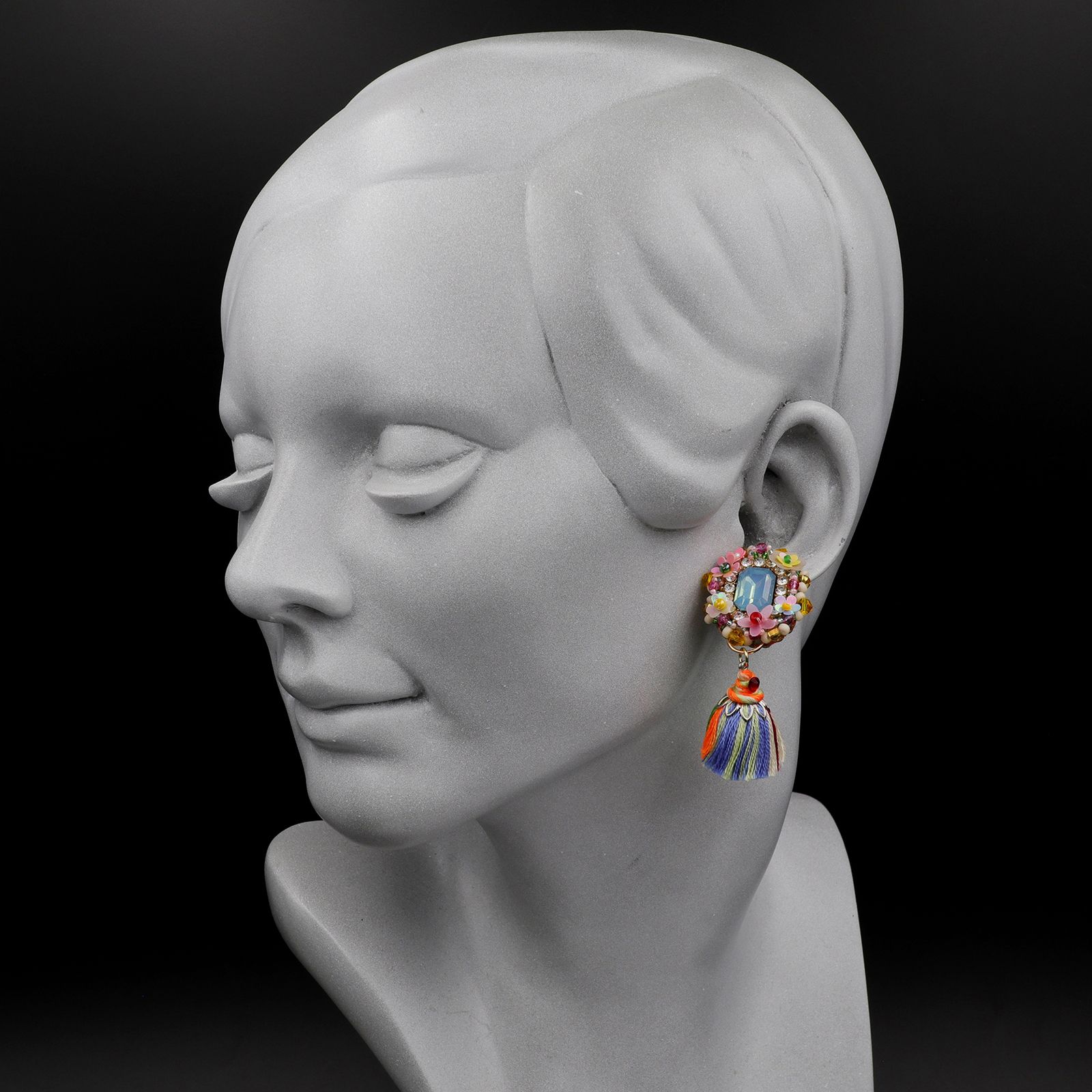 「Le conte de Pamellah Bijoux」イヤリング