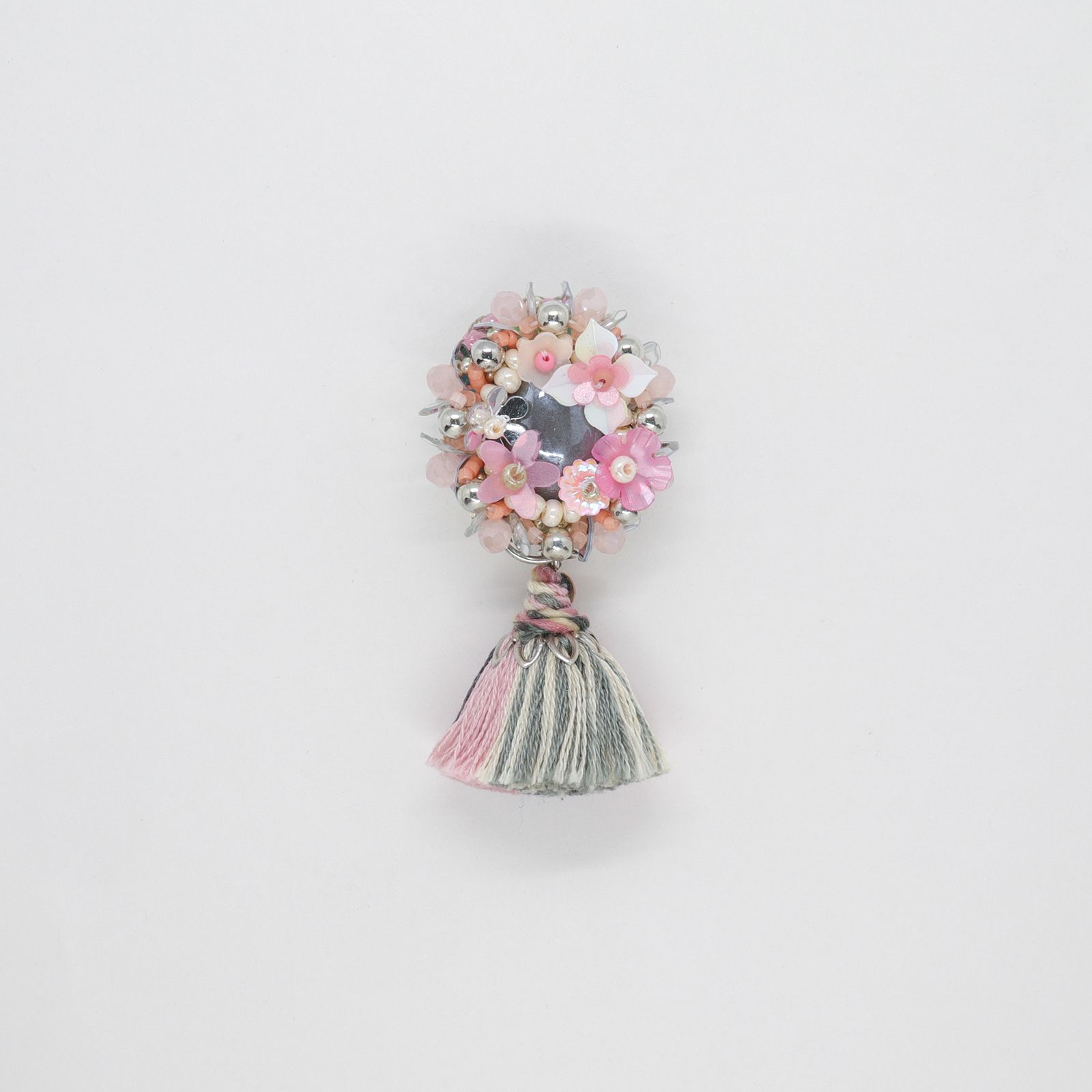 「Le conte de Pamellah Bijoux」ブローチ