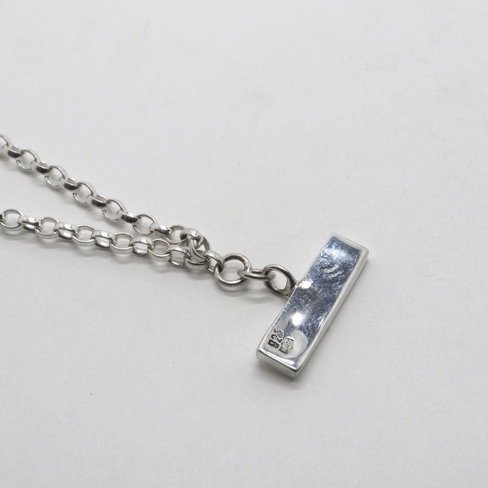 「The Sad T-Bar Necklace」ネックレス