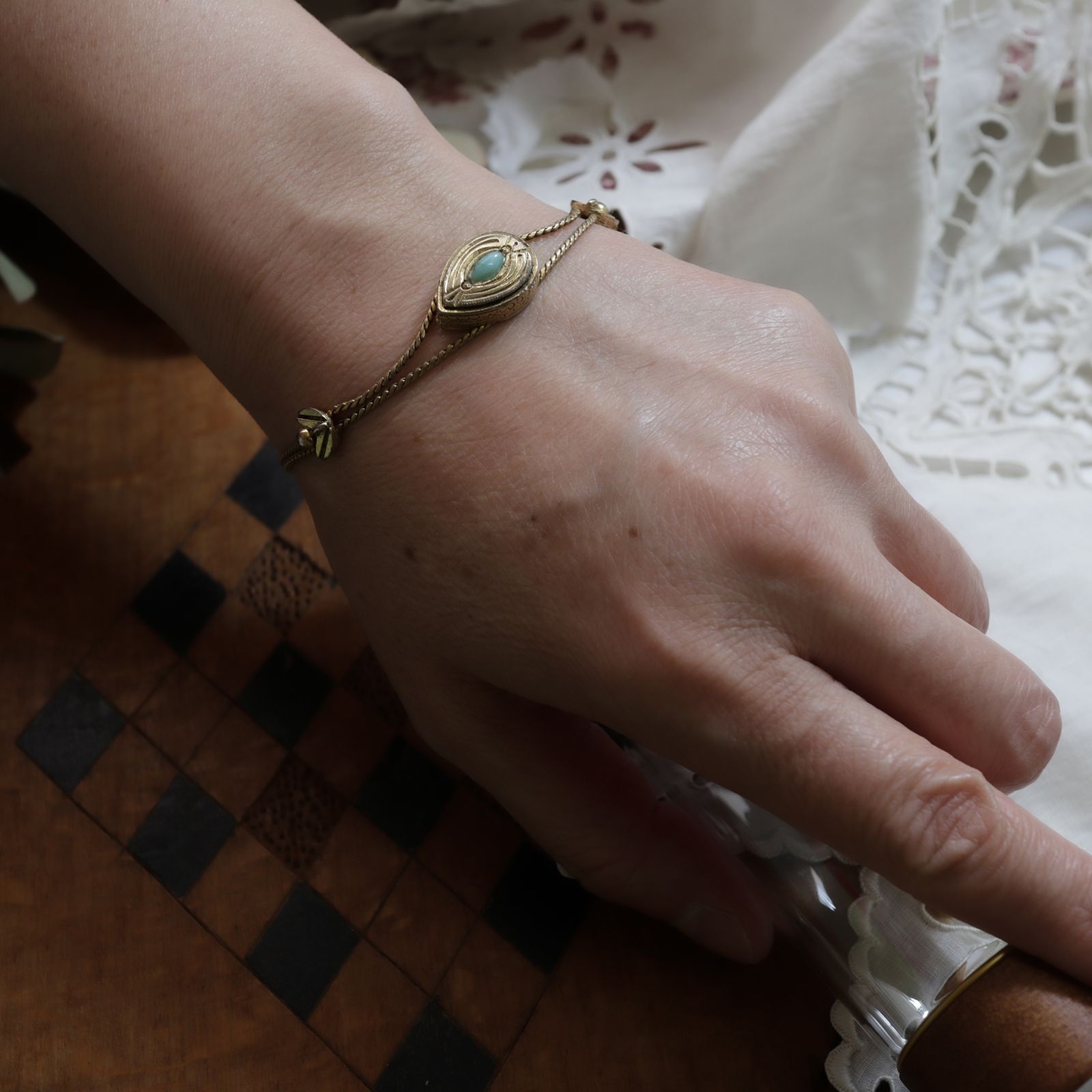 「リーフデザインポイントターコイズカラー」ブレスレット ヨーロッパ Goldette デッドストック