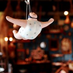 PAPIER MACHE LITTLE HANGING DIVER WHITE 【BATELA】