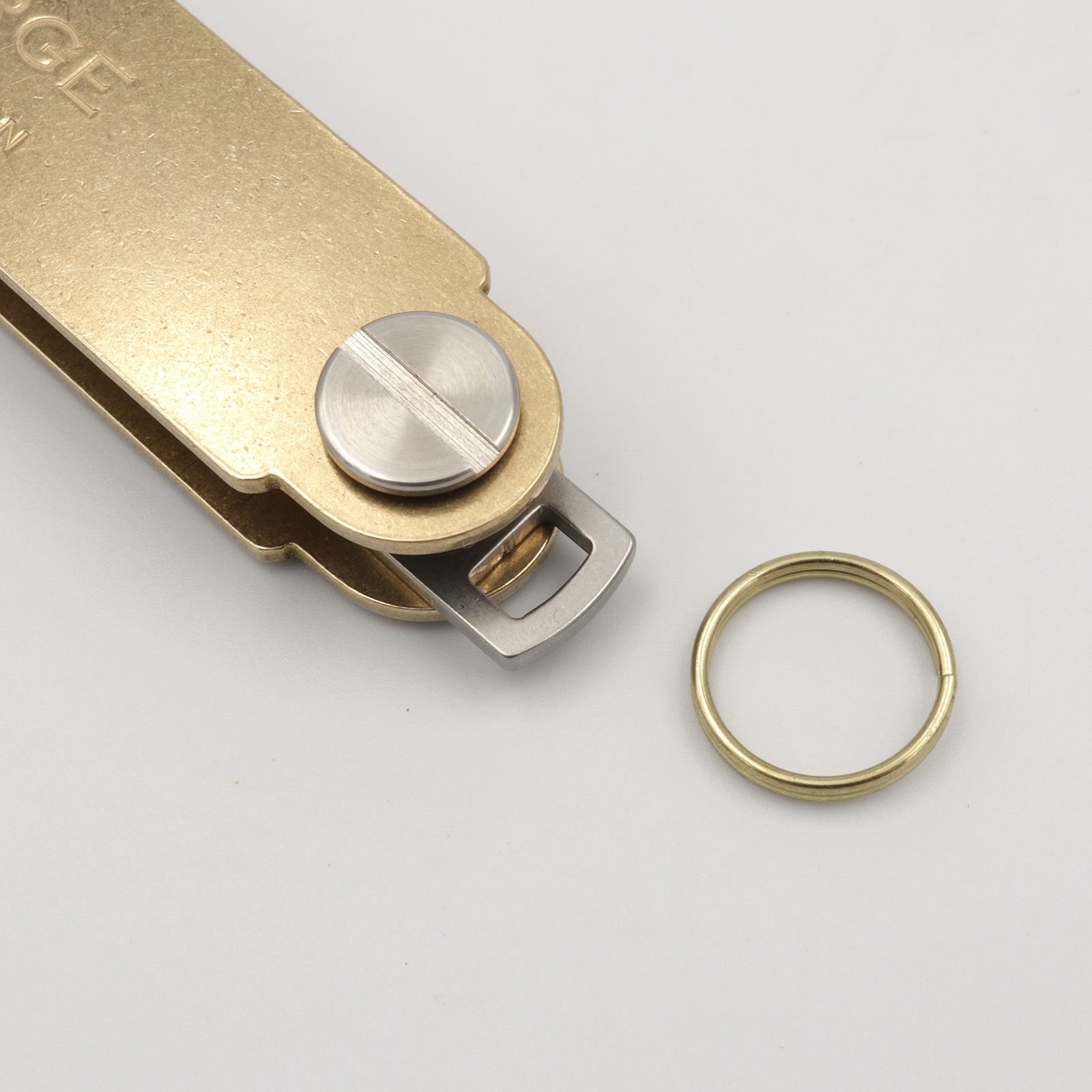 「KEY ORGANIZER」キーホルダー ゴールド