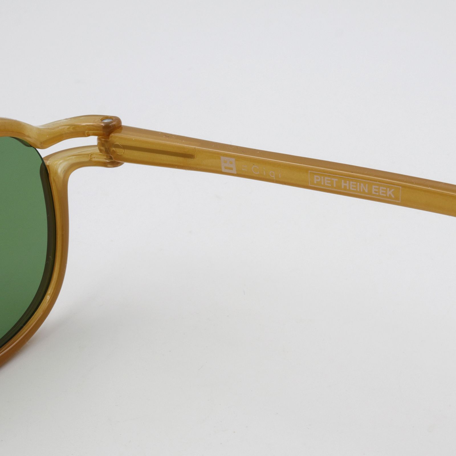 「HEIN」 POLYFONIA STUDIO Session "PIET HEIN EEK × Ciqi" Sunglasses CAMEL×Green Lens