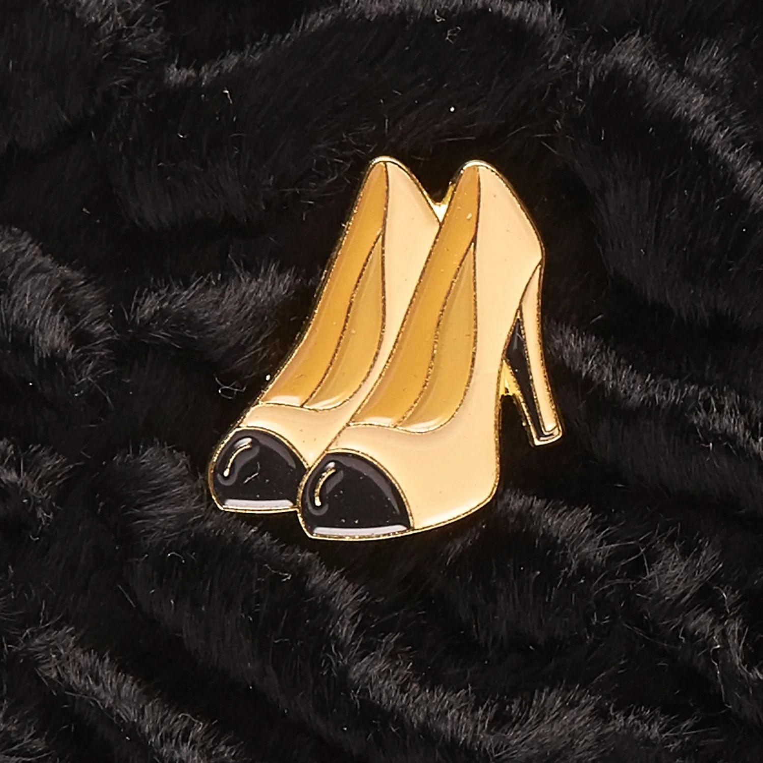 「Shoes white」ピンズ パリコレクション