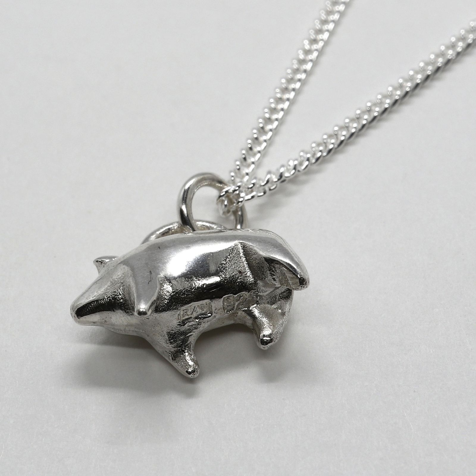 「Pig Necklace」ネックレス