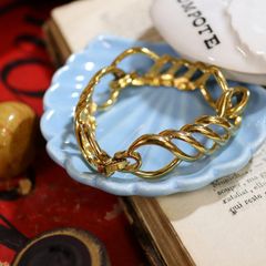 「ツイストゲーピング」ブレスレット MONET ヨーロッパ