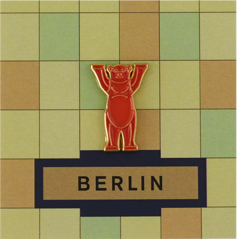 「Bear Red」ピンズ ベルリンコレクション