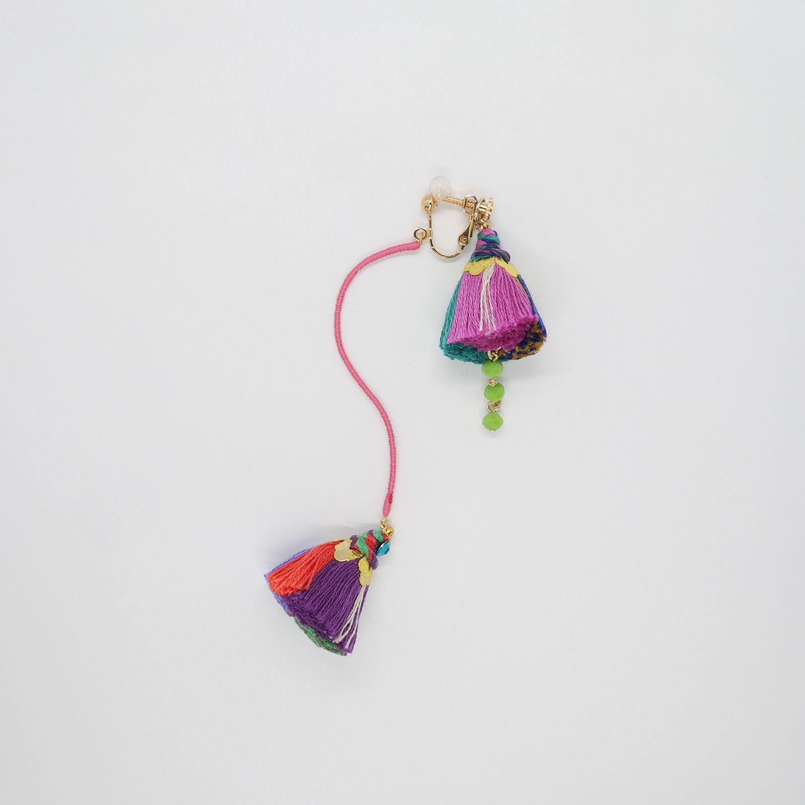 「Le conte de Pamellah つり鐘」イヤリング