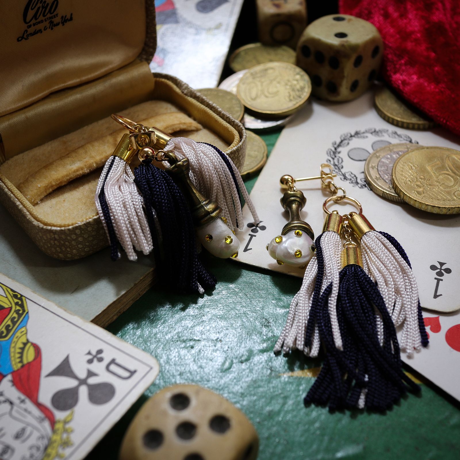 「chess」ピアス【CASINO de sachikosim】