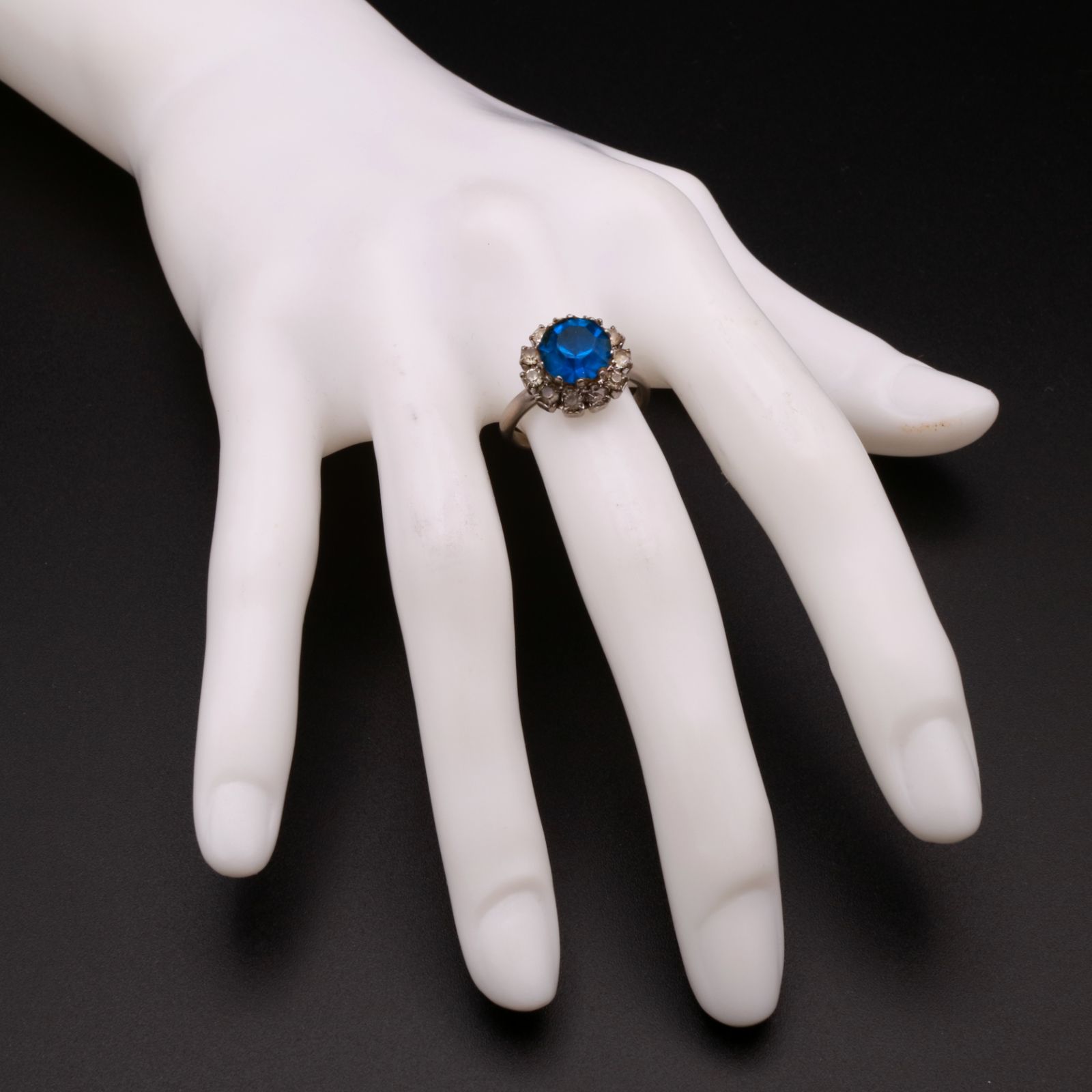 「80s ブルーラインストーンカクテル」リング ヨーロッパ