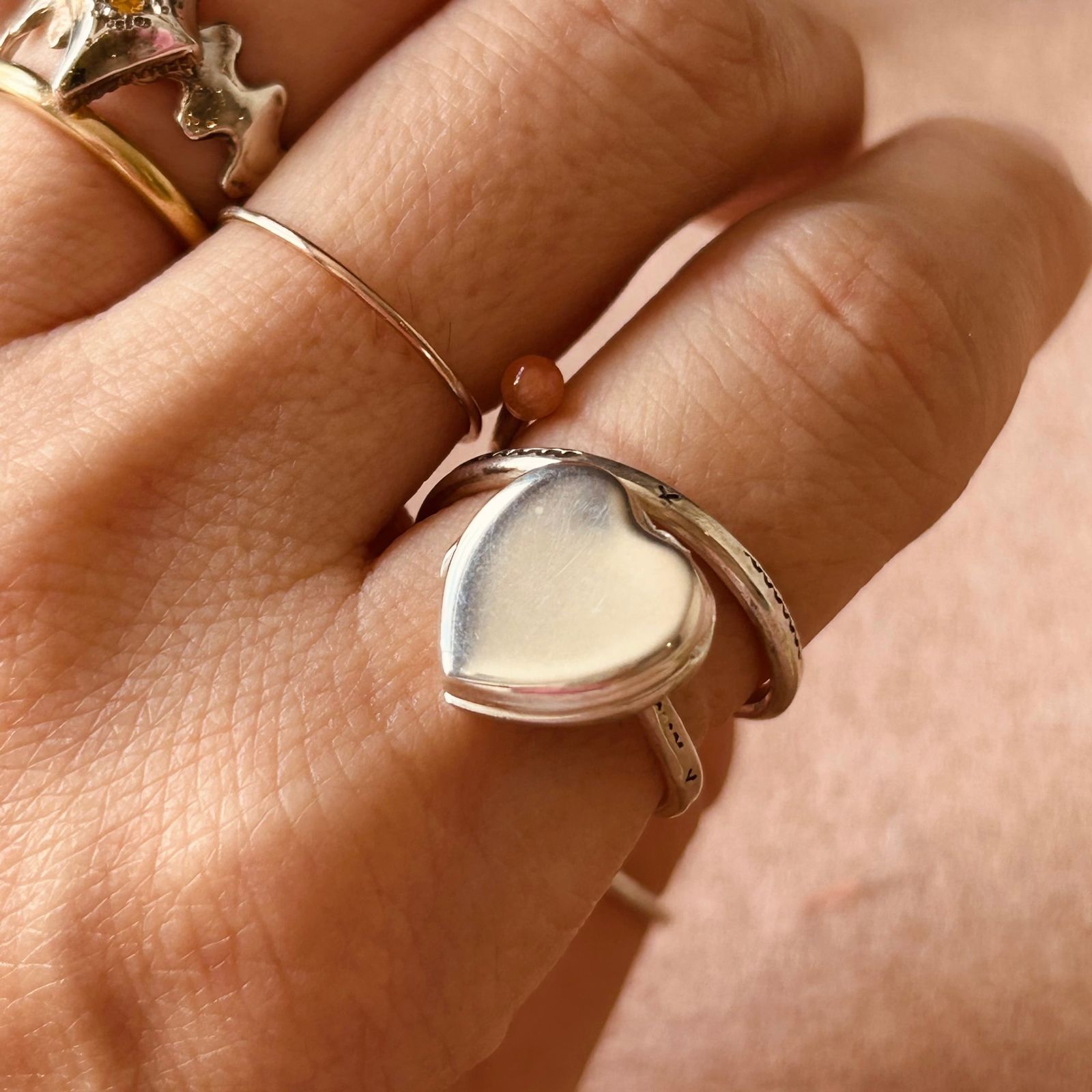 「HEART LOCKET SPIRAL RING」リング