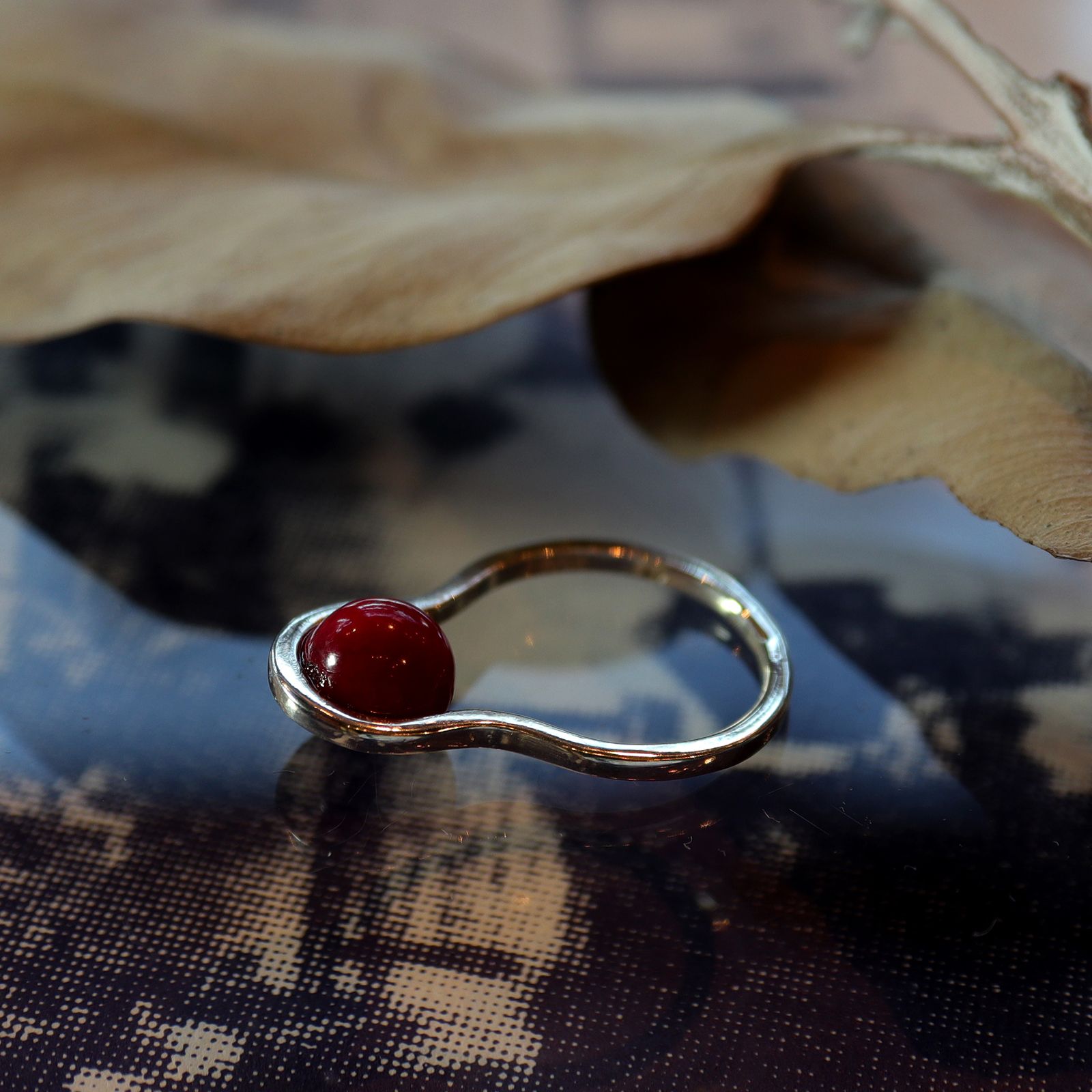「PEANUTS RING」リング サンゴ