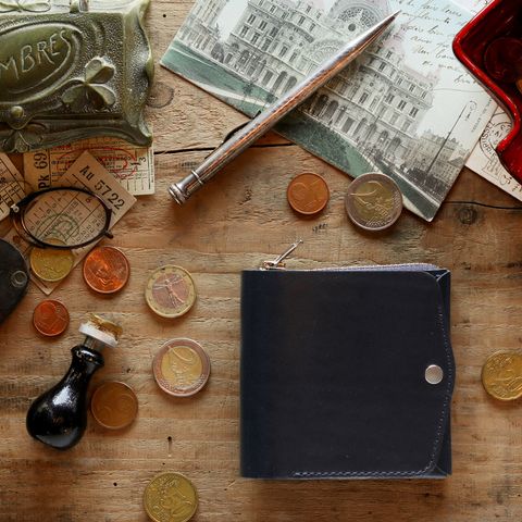 「小さく薄い財布SAKU ver.3 Buttero ブッテーロ」ダークネイビー