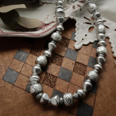 「ルミナスビーズ silver」ネックレス フランス 1970s