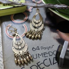 「ヘイローチャイム」ピアス フランス