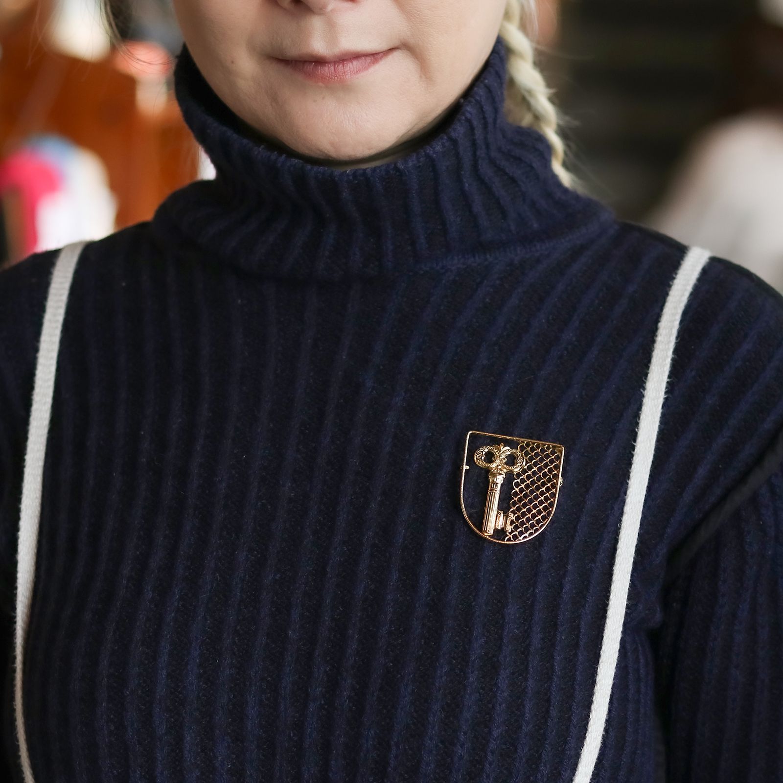 「キーオンエンブレム」ブローチ ヨーロッパ