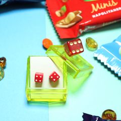 「80s BOXダイス」 レッド ピアス イギリス