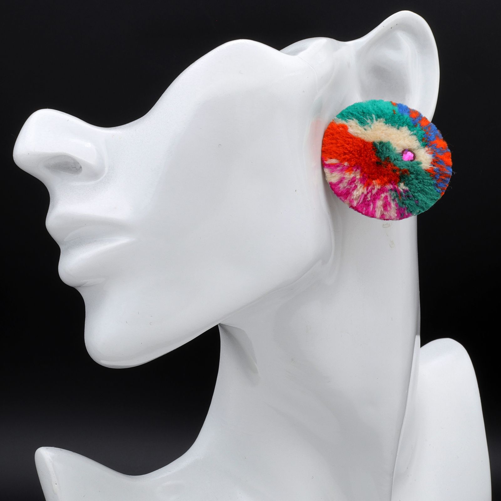 「TRIBO」ピアス