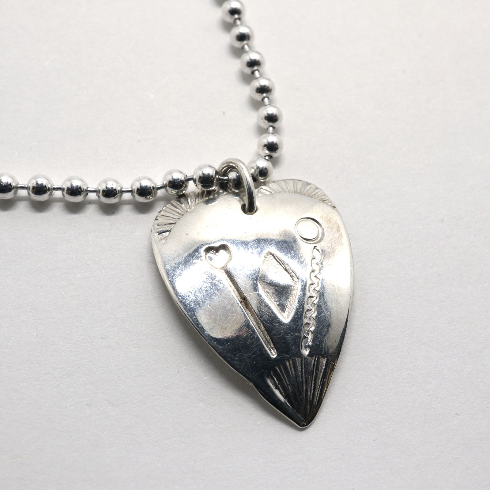 「BAER 3 CHARM NECKLACE」ネックレス