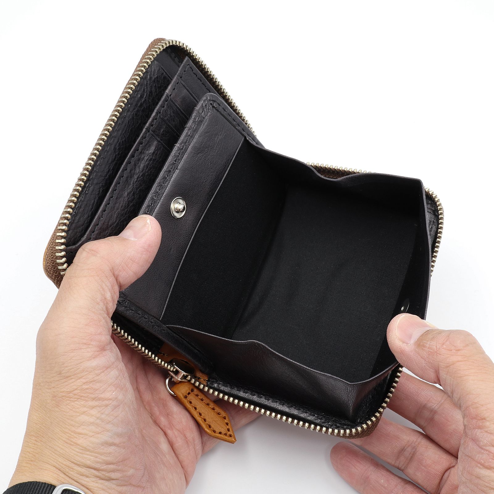 「MOKU」ラウンドミドル財布 キャメル