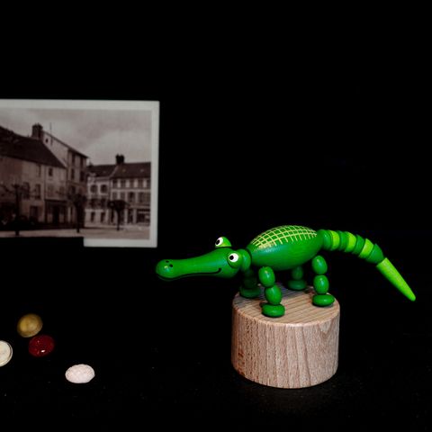 「Aligator」DETOA Wooden Push Up Toy