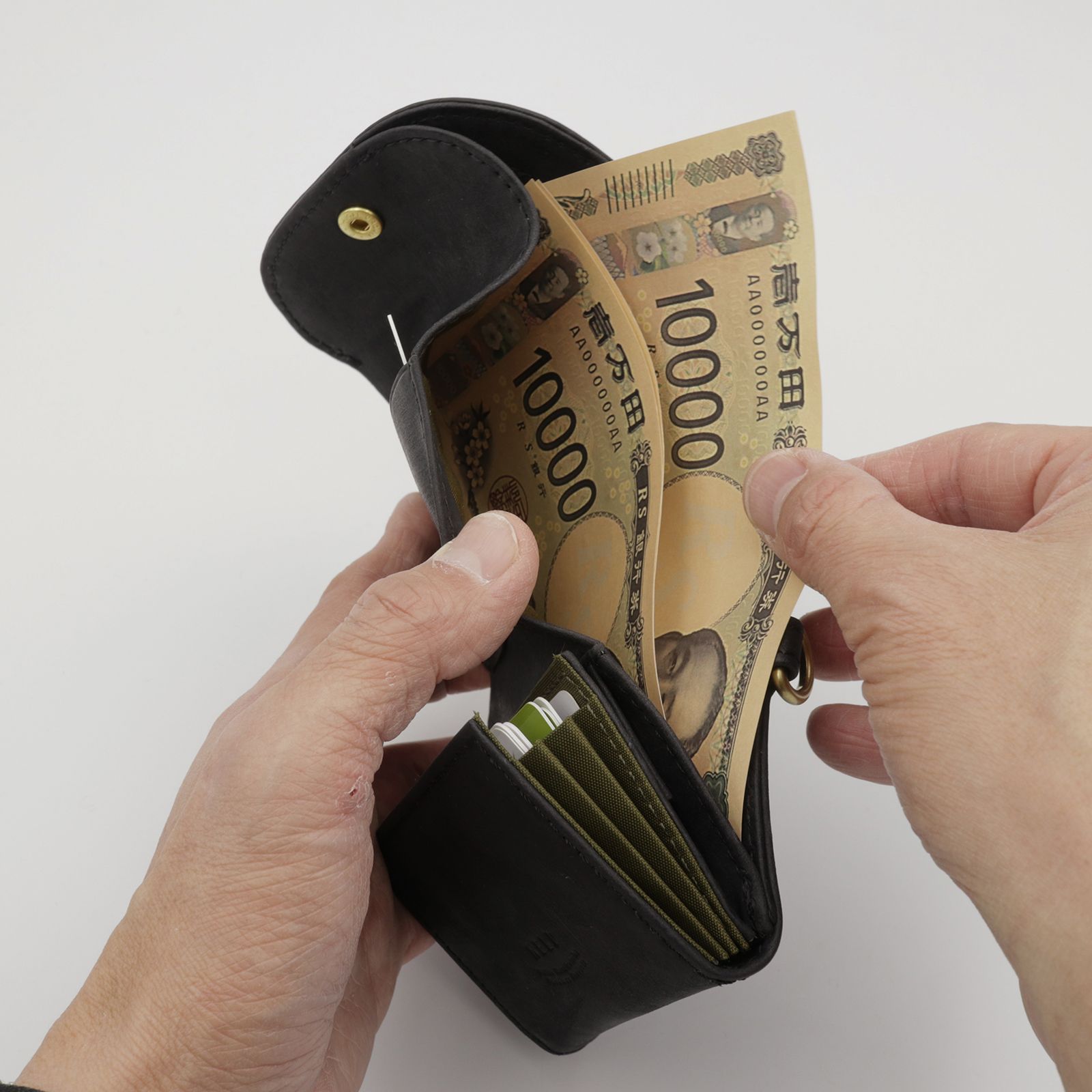 「PUFU」コンパクト財布 グリーン